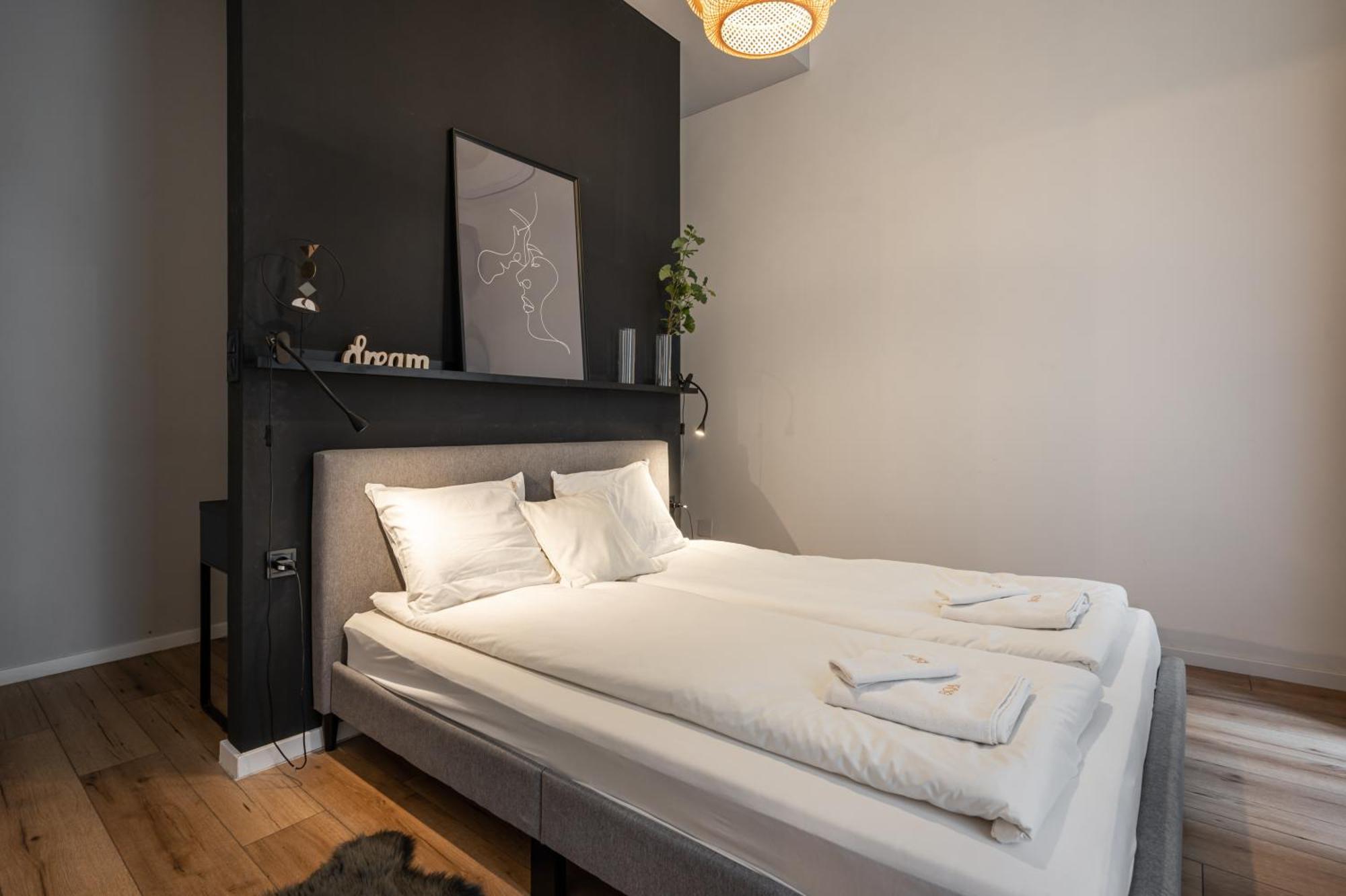 E32 - Oktogon Panorama Suite - Best Location - By Bqa Apartament
