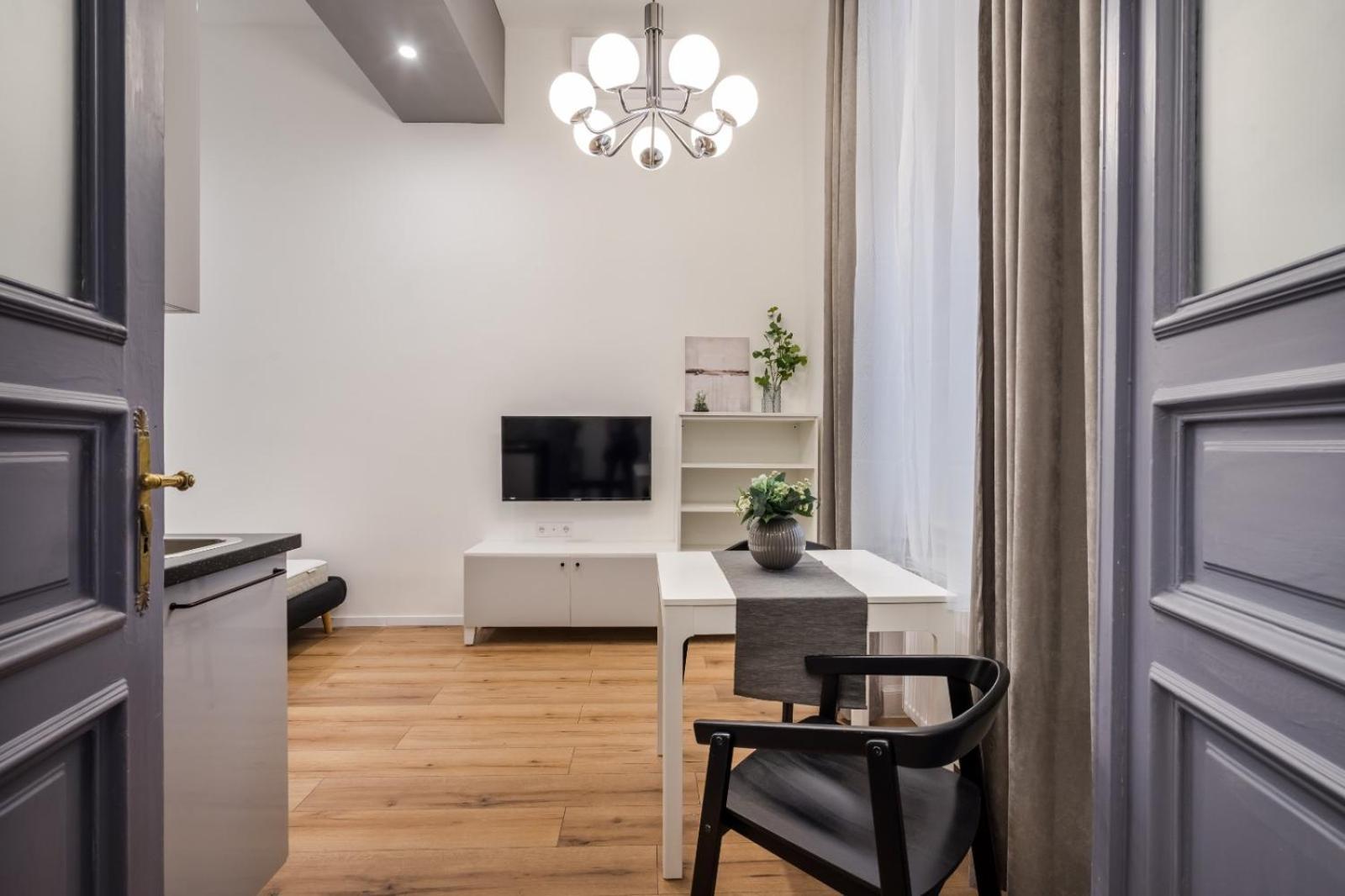 Apartmán E32 - Oktogon Panorama Suite - Best Location - By Bqa *